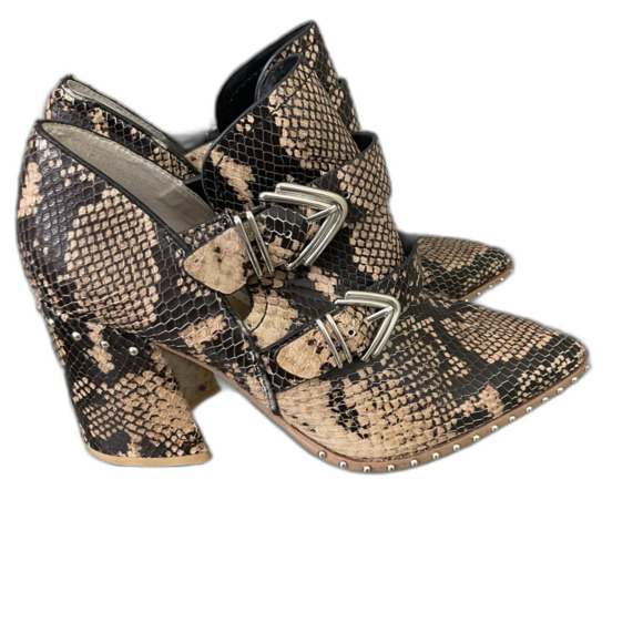 Gianni Bini Ankle Boot Size 7.5 Decie Snake Print Metal Block Heel buckles studs - Picture 4 of 12